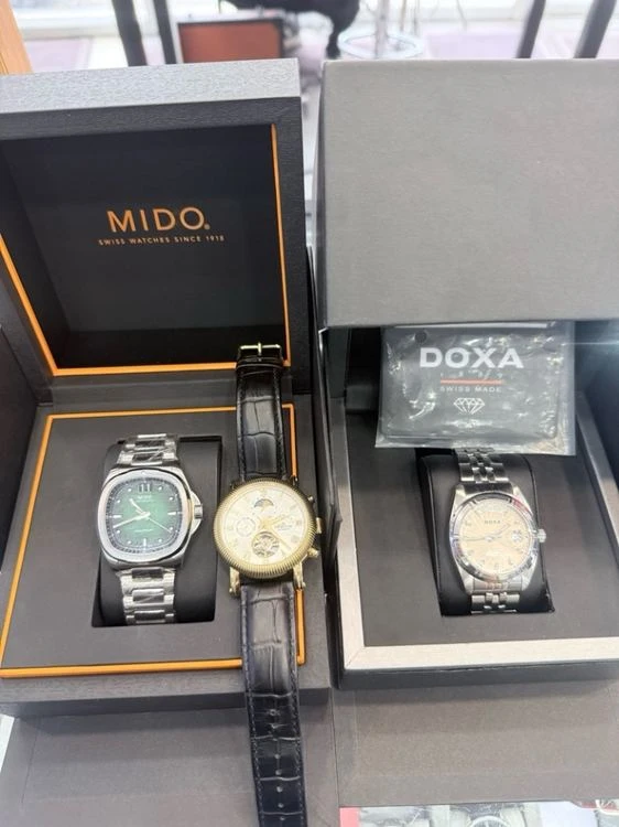 Ảnh giao dịch thực tế bộ 3 đồng hồ Mido TV và Doxa Thụy Sĩ tại SG Watch